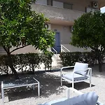 αποστόλης Selianitika
