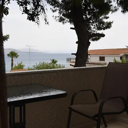 αποστόλης Selianitika Ξενοδοχείο με διαμερίσματα 3*